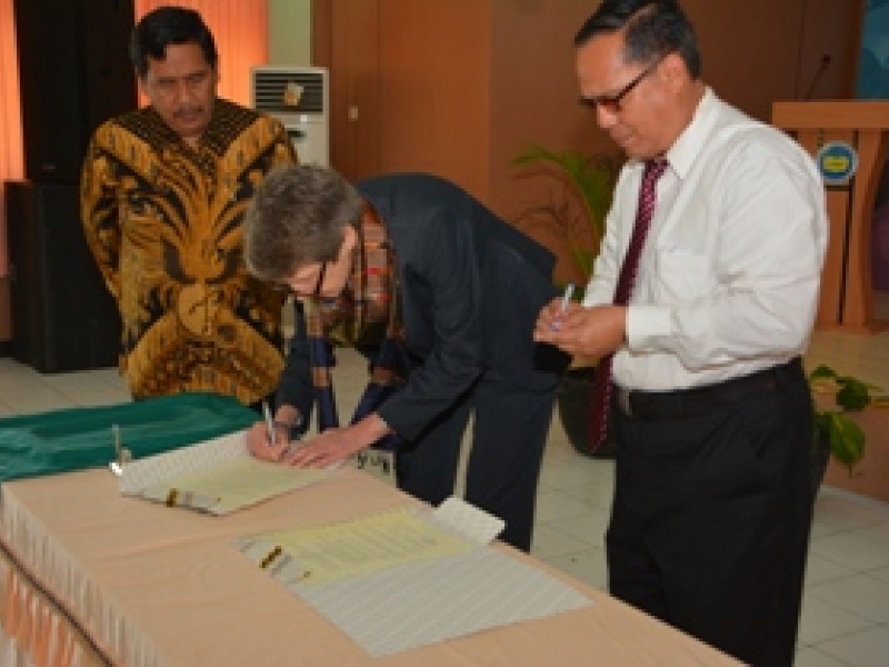 Pelatihan TMT Kebidanan Bekerjasama dengan KIT Royal Tropical Institue - Netherlands